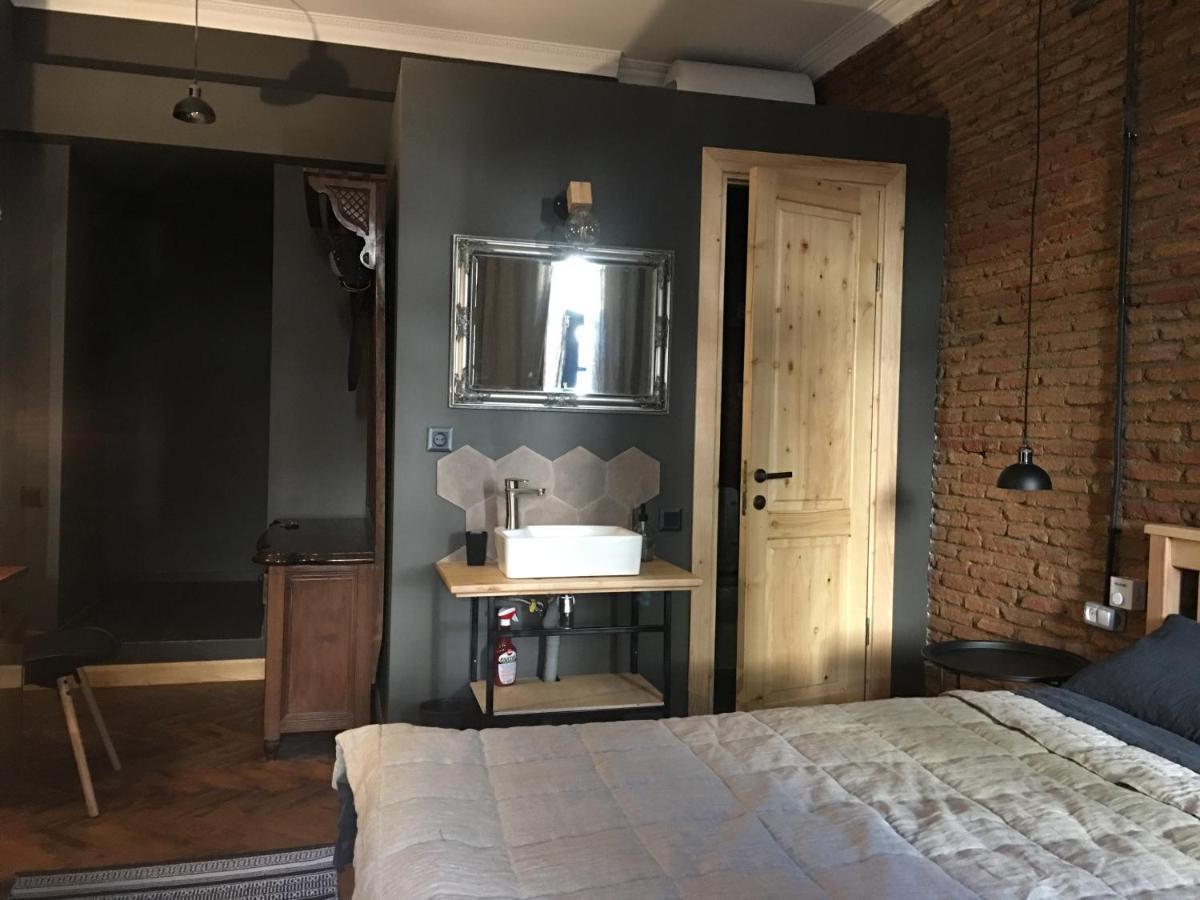 Cozy&Stylish Loft Leilighet Tbilisi Eksteriør bilde